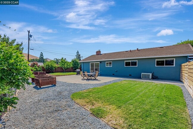 Building Photo - 5891 Caulfield Dr