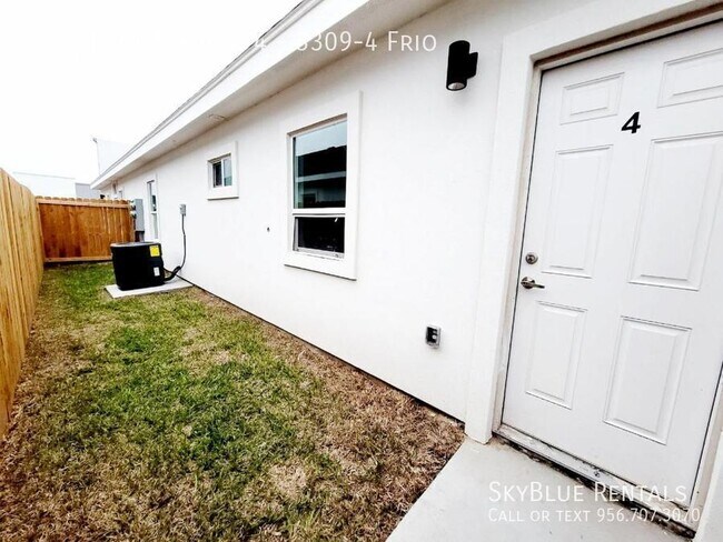 Building Photo - 3309 Frio Ave
