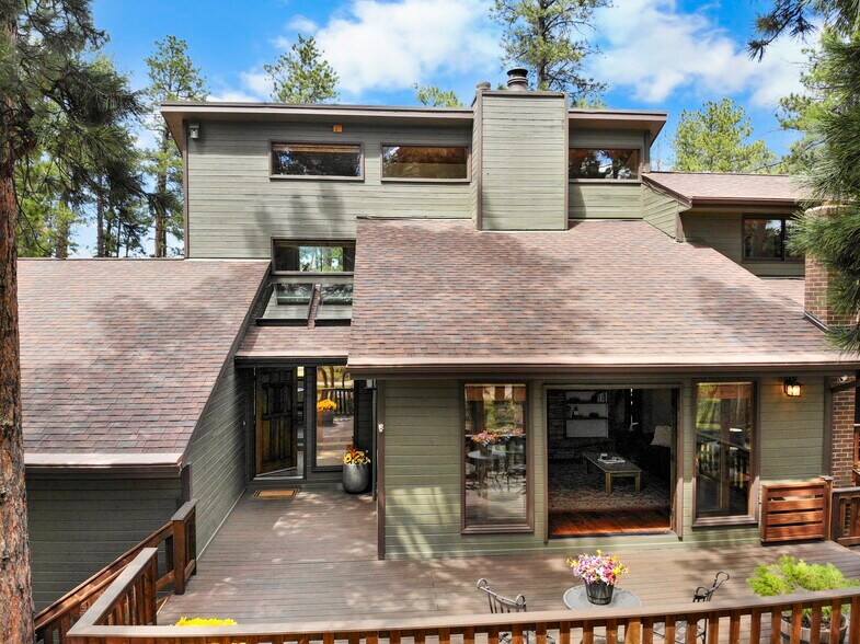 Building Photo - 4515 Red Rock Dr