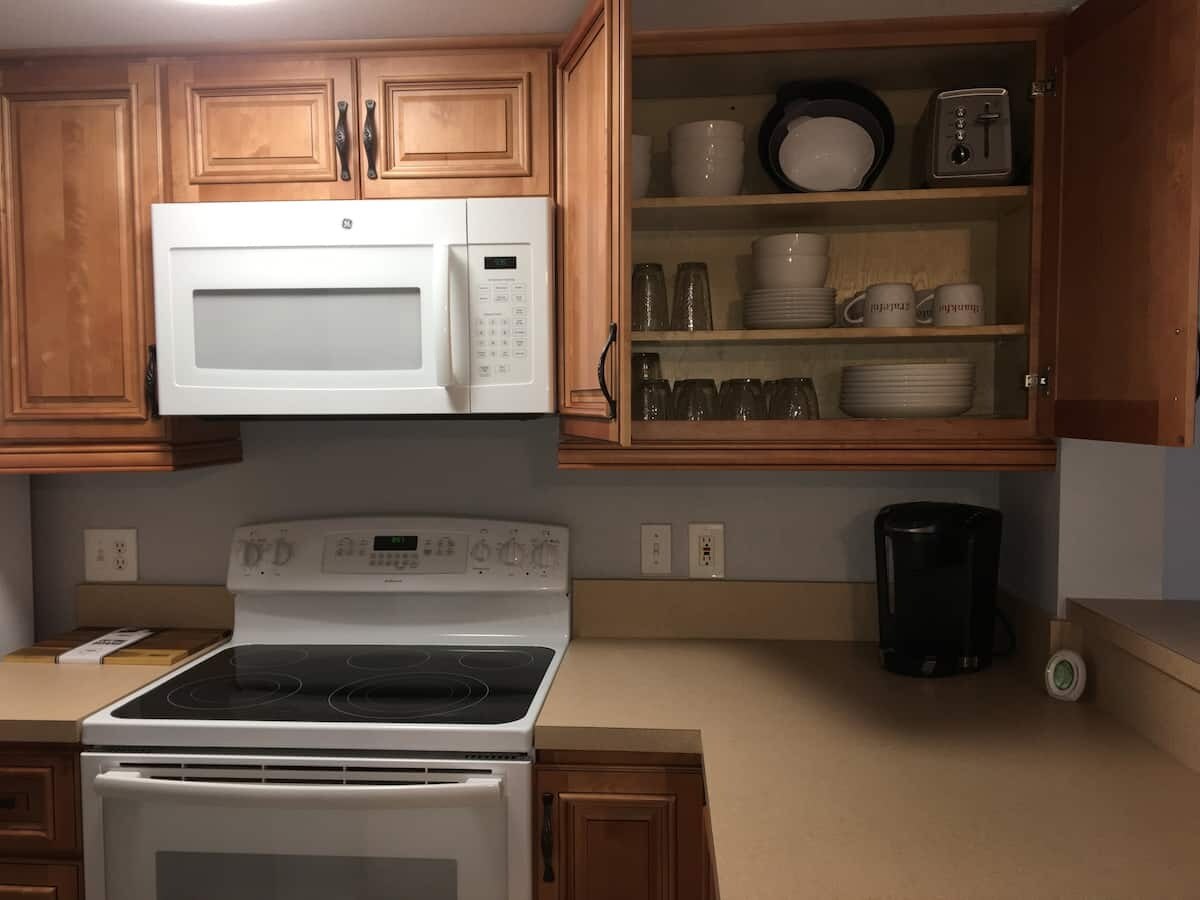 Kitchen - 850 S Tamiami Trl