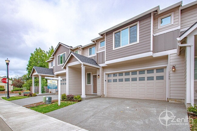 Building Photo - 1308 NE 82nd Dr