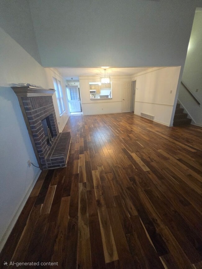 Building Photo - Spacious 3 bedroom 2 bath townhome for lease