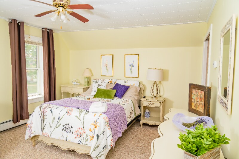 Building Photo - 303 Mccard Rd