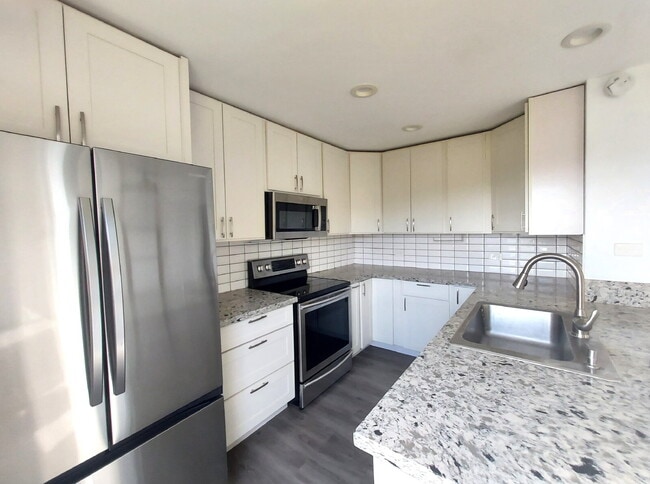 Building Photo - Makakilo 3br, 2ba, 2pkg townhome - Palehua Villas