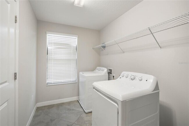 Building Photo - 13923 Roseate Tern Ln
