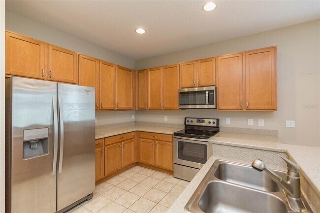 Building Photo - 17843 Cunningham Ct