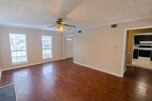 Building Photo - 123 Moss Creek Dr