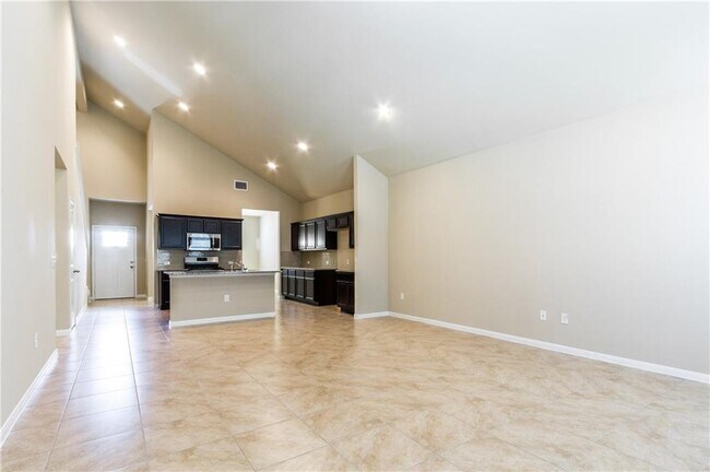 Building Photo - 6521 Ranchito Dr