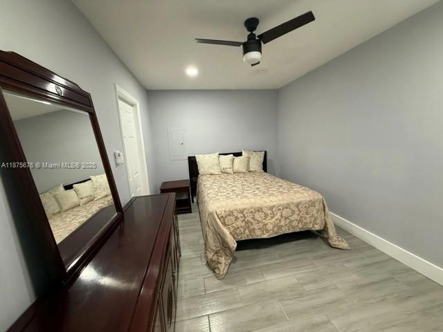 Building Photo - 1392 Riverside Cir