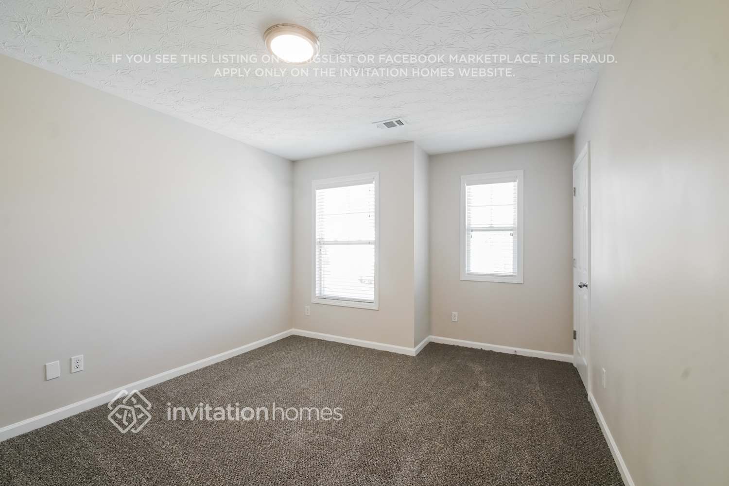Building Photo - 952 Gardenia Curve