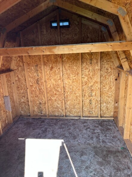 Building Photo - 601 Rizek Dr