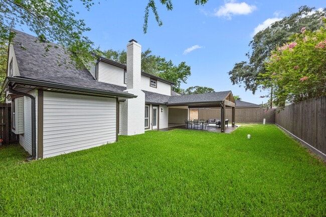 Building Photo - 2830 Triway Ln