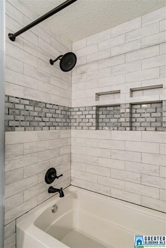 Building Photo - 101 Running Brook Rd