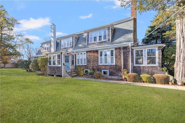 Building Photo - 31 Cranston Ave