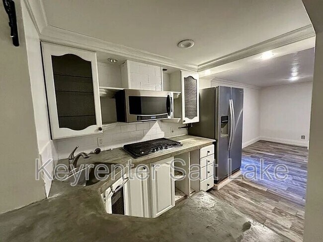 Building Photo - 7179 S 2825 E