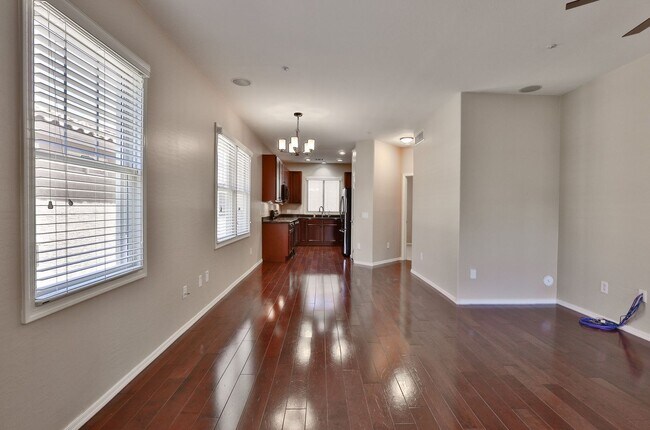 Building Photo - 4095 E Jasper Dr