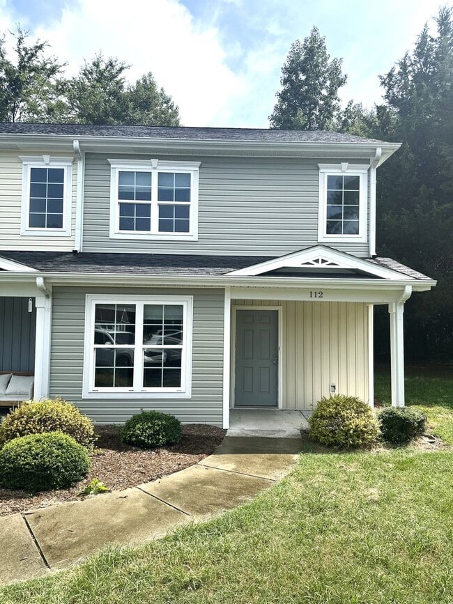 Primary Photo - New build townhomes!