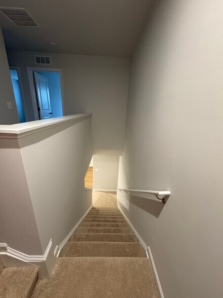 Building Photo - 18 Sophie Kathryn Dr