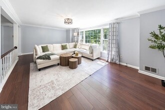 Building Photo - 4333 Cedarlake Ct