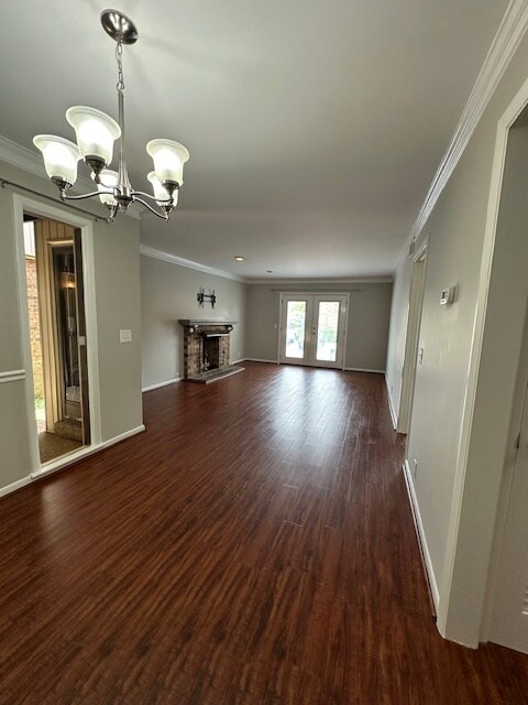 Building Photo - 2116 Hobbs Rd