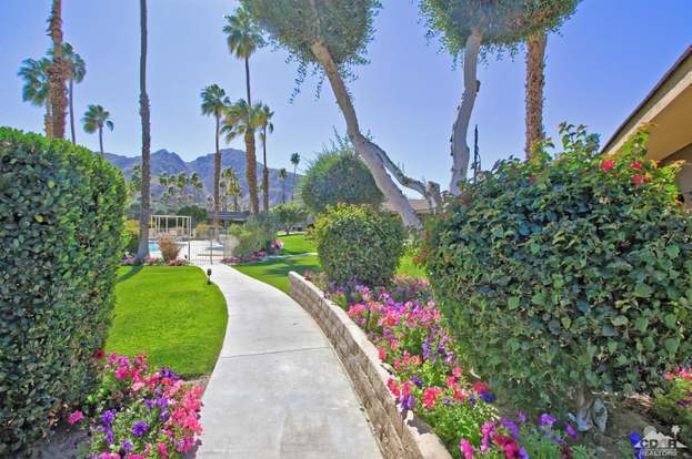 Building Photo - 76975 Roadrunner Dr
