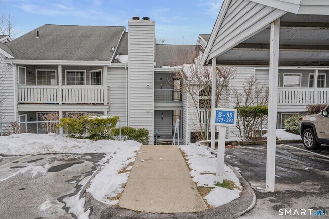 Building Photo - 55 Leafwood Ln