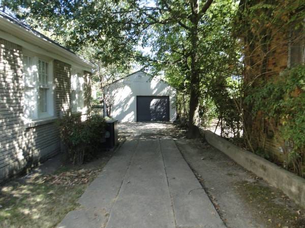 Building Photo - 3430 N Cypress St