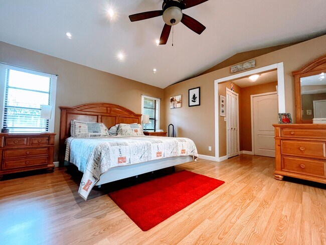 Building Photo - 1701 NW 97th Terrace