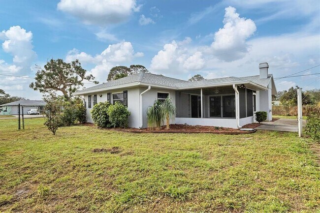 Building Photo - 5221 Lemon Bay Dr