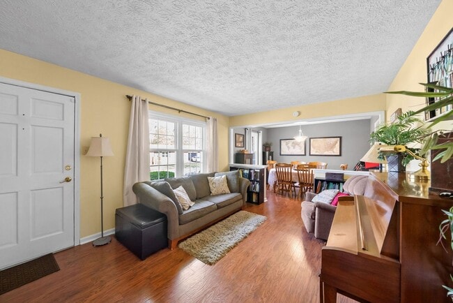 Building Photo - 3611 Bahama Dr