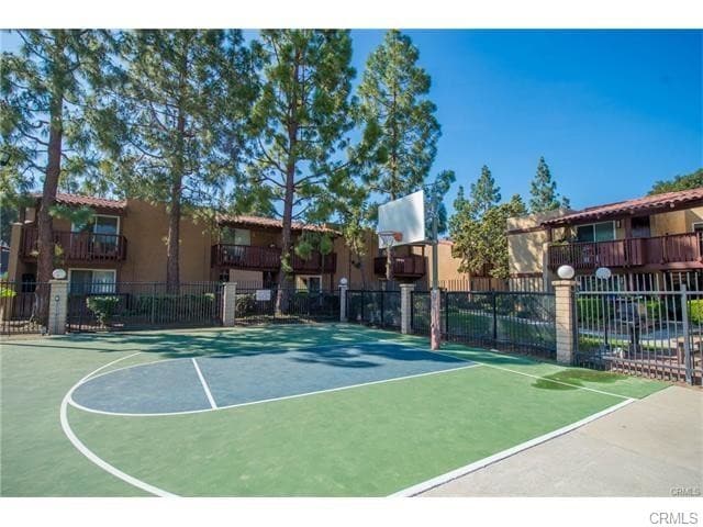 Building Photo - 1000 W MacArthur Blvd