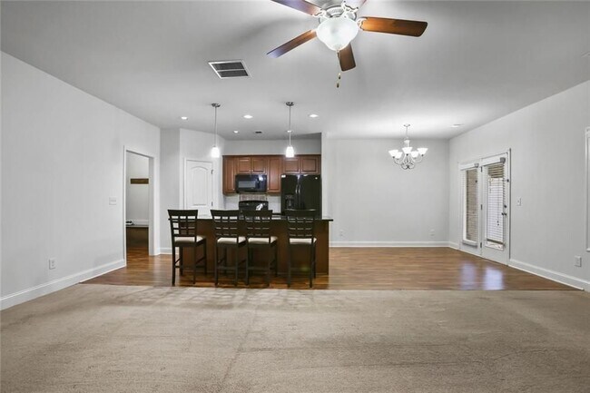 Building Photo - 206 Britt Dr