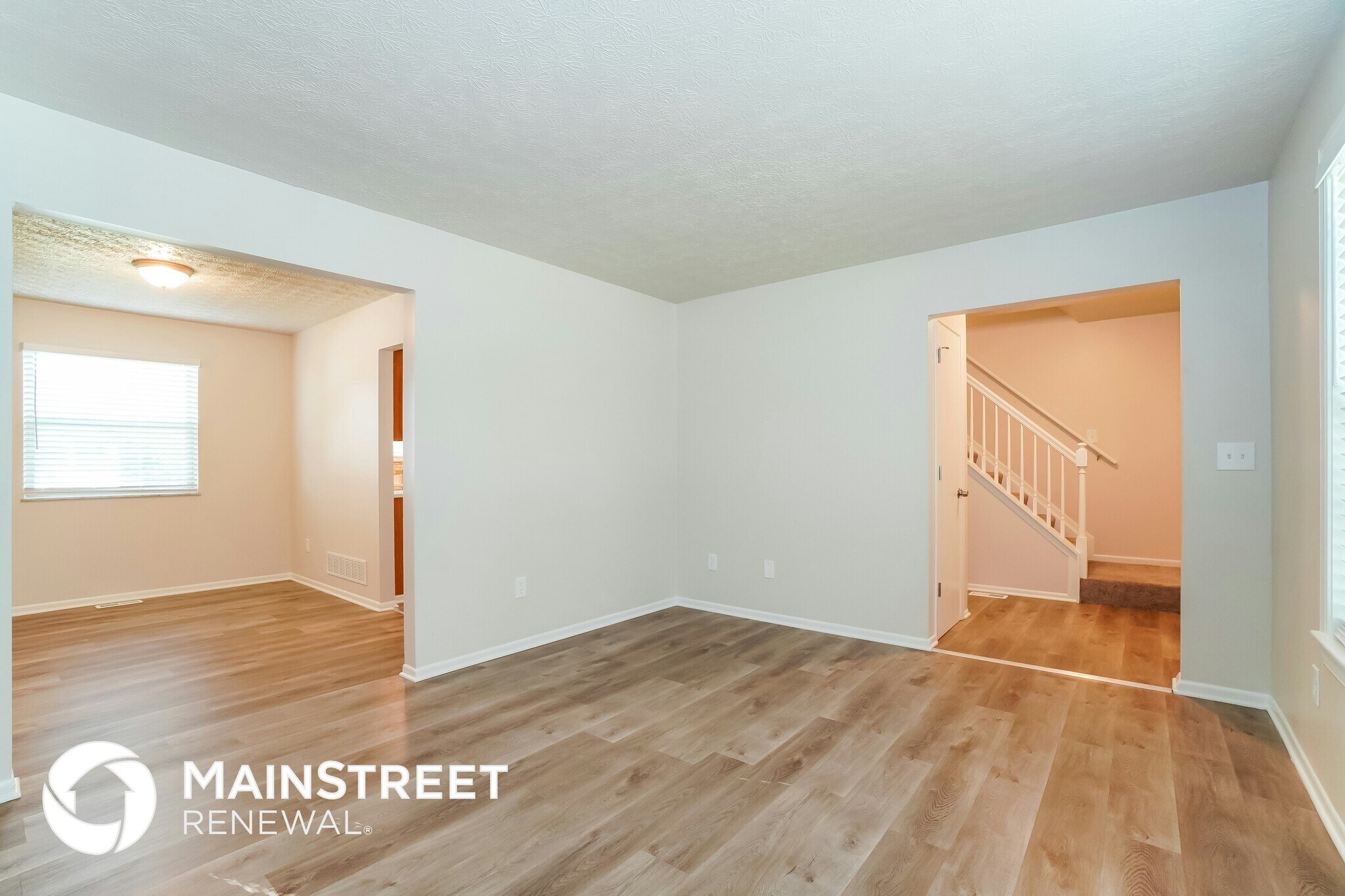 Building Photo - 8492 Kingsley Dr