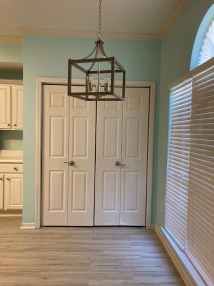 Building Photo - 537 Treymoor Lake Cir