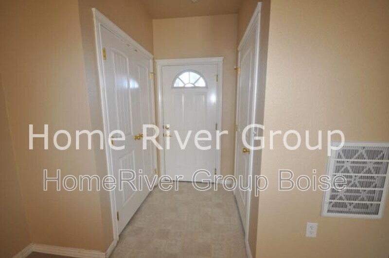 Building Photo - 10183 W Rifleman Ln