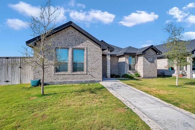 Building Photo - 3741 Alnwick Dr