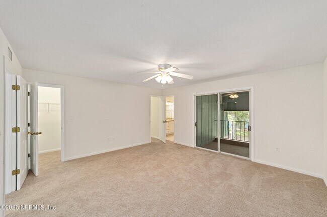 Building Photo - 501 SW 75th St