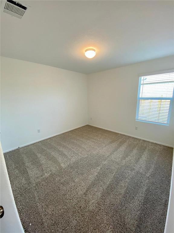 Building Photo - 215 Chickasaw Ln