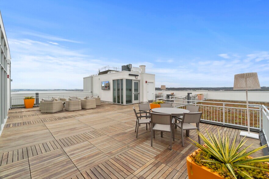 Building Photo - 925 N Fairfax St