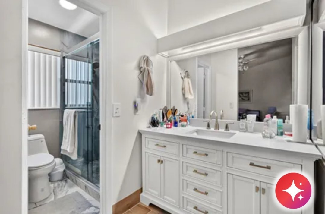 Building Photo - 4587 Carambola Cir S