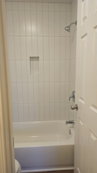 Building Photo - 1869 Patterson Ct