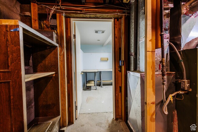 Building Photo - 8544 S 300 E