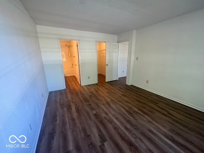 Building Photo - 1224 Edgewater Dr