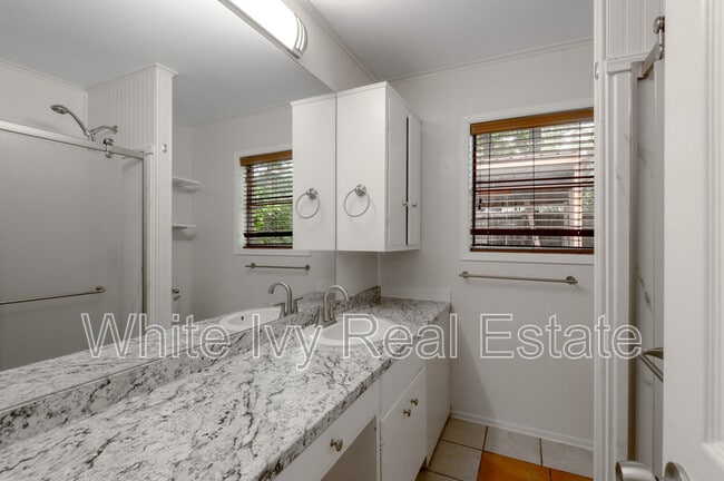 Building Photo - 1412 22nd St