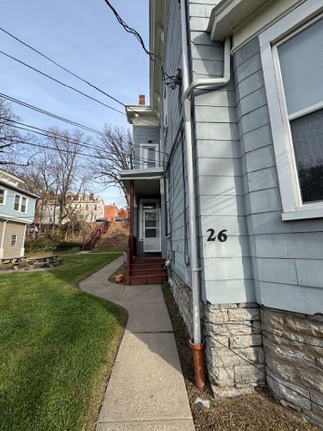 Building Photo - 26 Conklin St