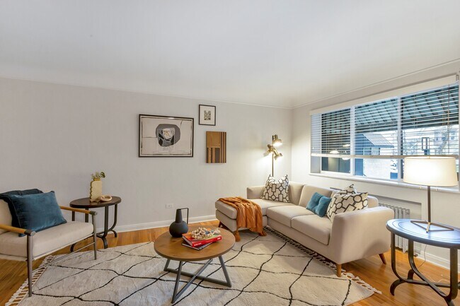 Building Photo - 611 East 11th