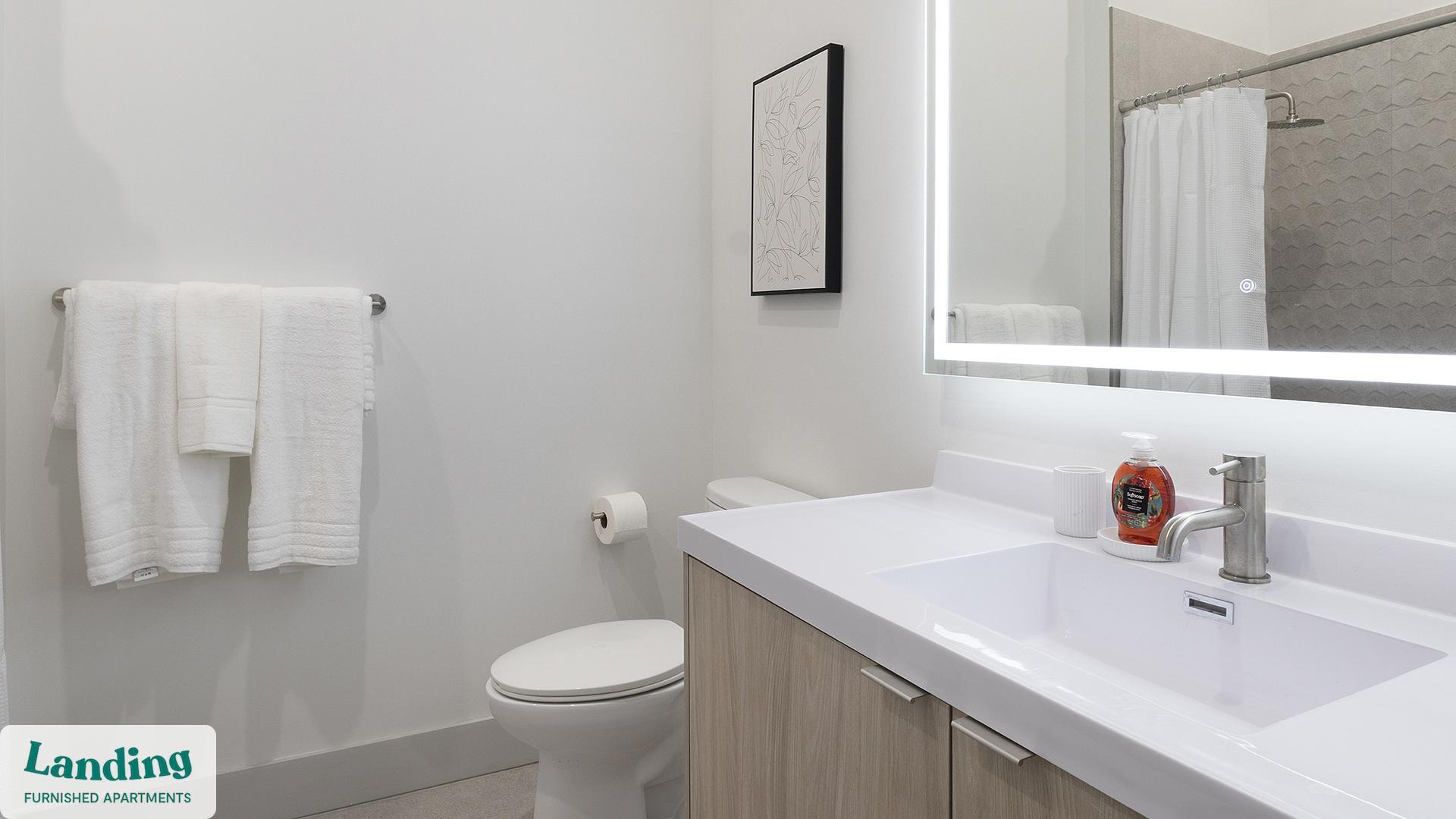 Building Photo - 1155 NE 126th St