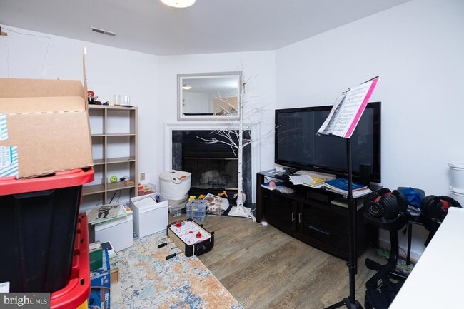 Building Photo - 14703 Prairie Landing Way