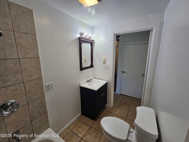 Building Photo - 1411 Monsey Ave