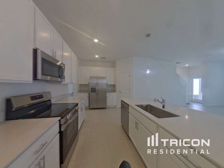 Building Photo - 2086 Rider Rain Ln